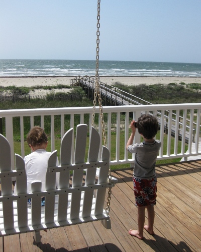 Don't waste time you could be enjoying the beach with your family trying to do too many home repairs, call Tracy Calvert and regain your most valuabel asset -- your personal time.  Image Copyright © 2011 Brad Larkin